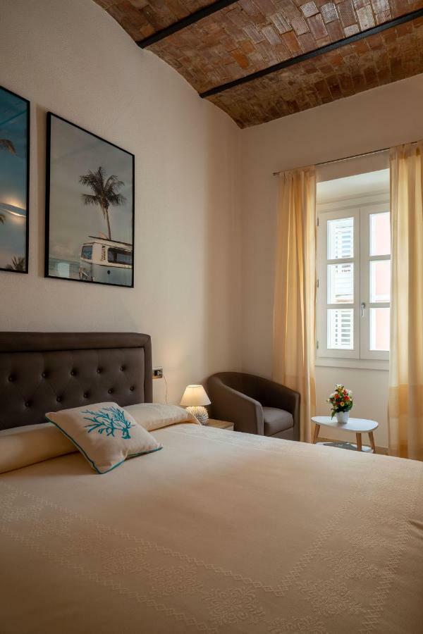 Corso Umberto Rooms Olbia Buitenkant foto
